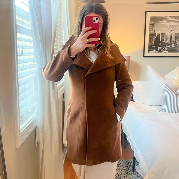 Trina Turk Wool brown tan women’s mid length pea coat size 4! - Picture 5 of 16